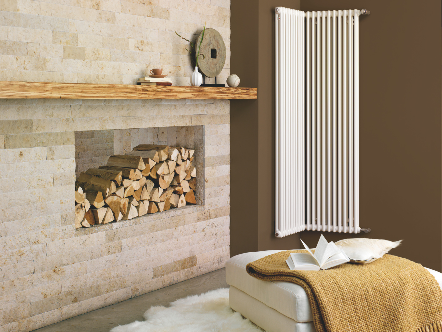 Rendering Zehnder Charleston Decorative radiator Front view